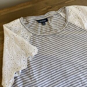 ModCloth Womens Large Grey White‎ Stripe Eyelet Trim Short Sleeve Tee T-Shirt